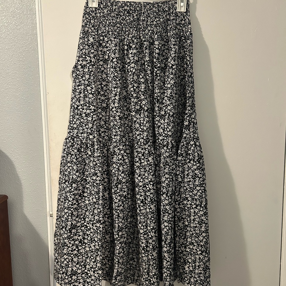 Floral Black and White Women's Skirt